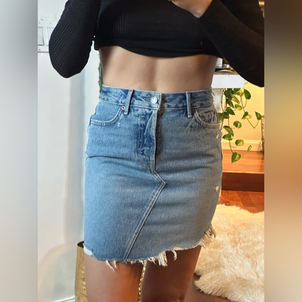 GRLFRND Size 24 Jean Skirt Like New